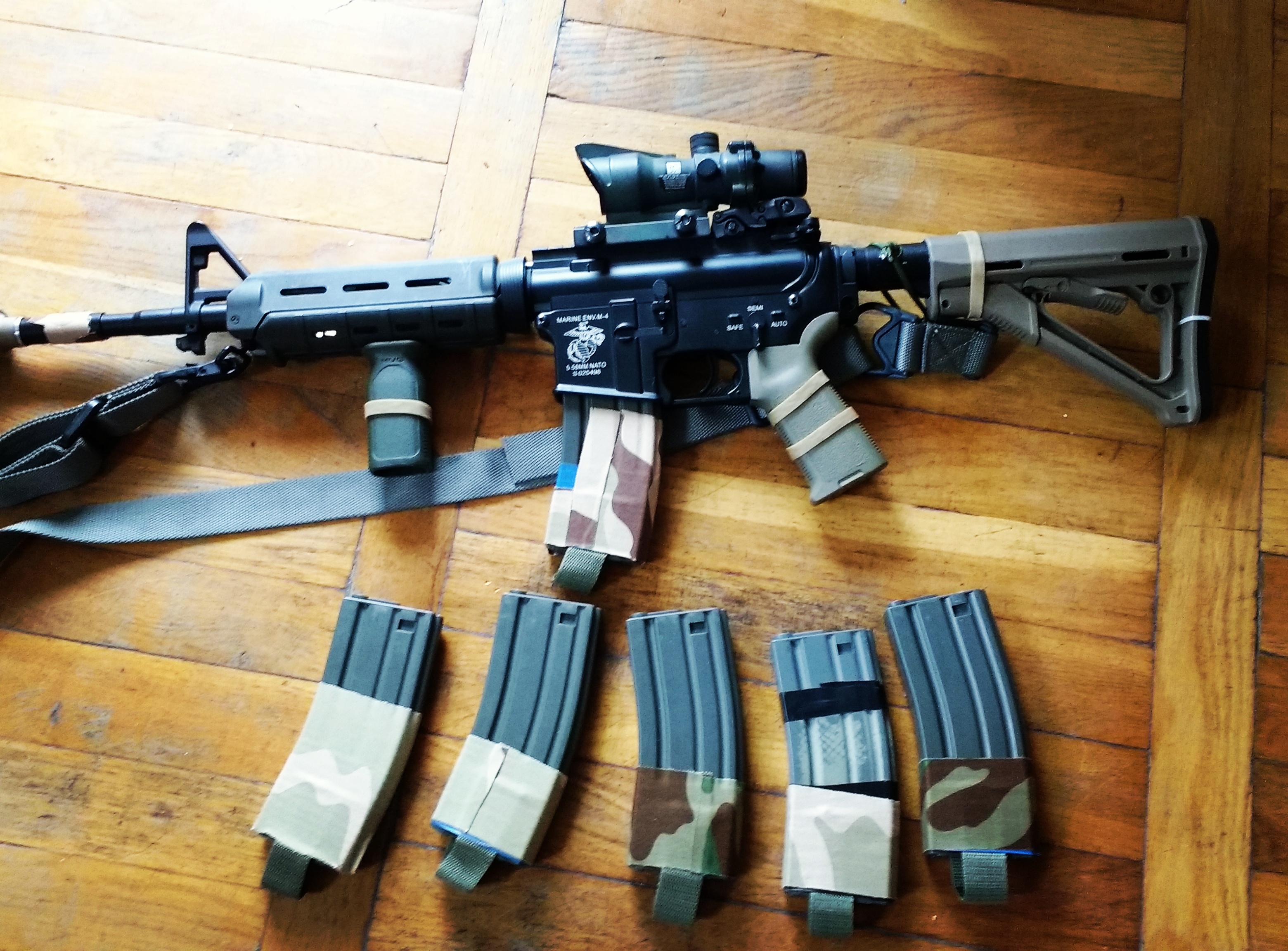 airsoft replica, magazines, scope