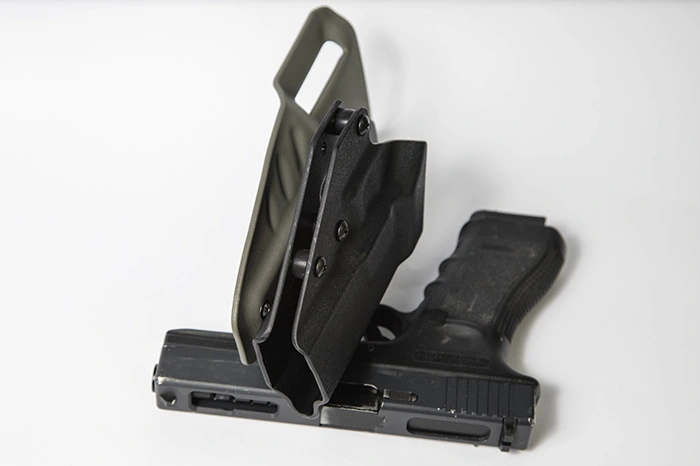 Funda de kydex negra Compact II de Primal Gear para arma de airsoft