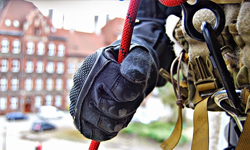 Armored Claw Breacher – Czy mury runą?