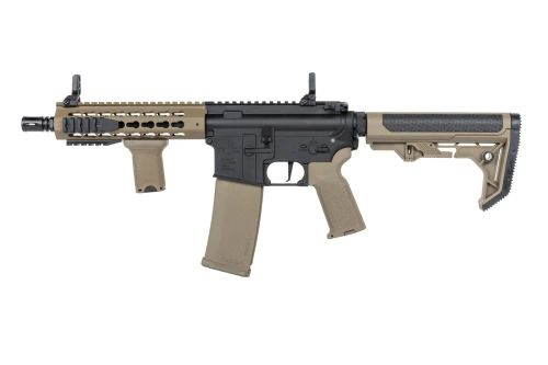 Karabinek ASG Specna Arms RRA SA-P08 PRIME™ HAL™ ETU Light Ops Stock Wersja High Torque Half-Tan
