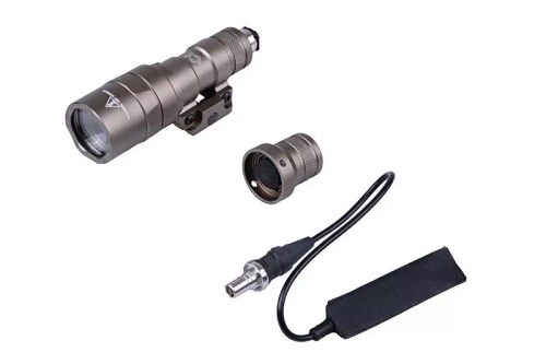 Linterna scout M300B táctico - tierra oscura