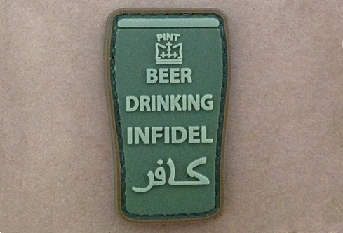 Patch 3D - Beer drinking infidel - Olive