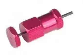 Narzędzie do wyciągania wtyków z oprawy.