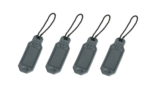 Set of personalized tags - grey